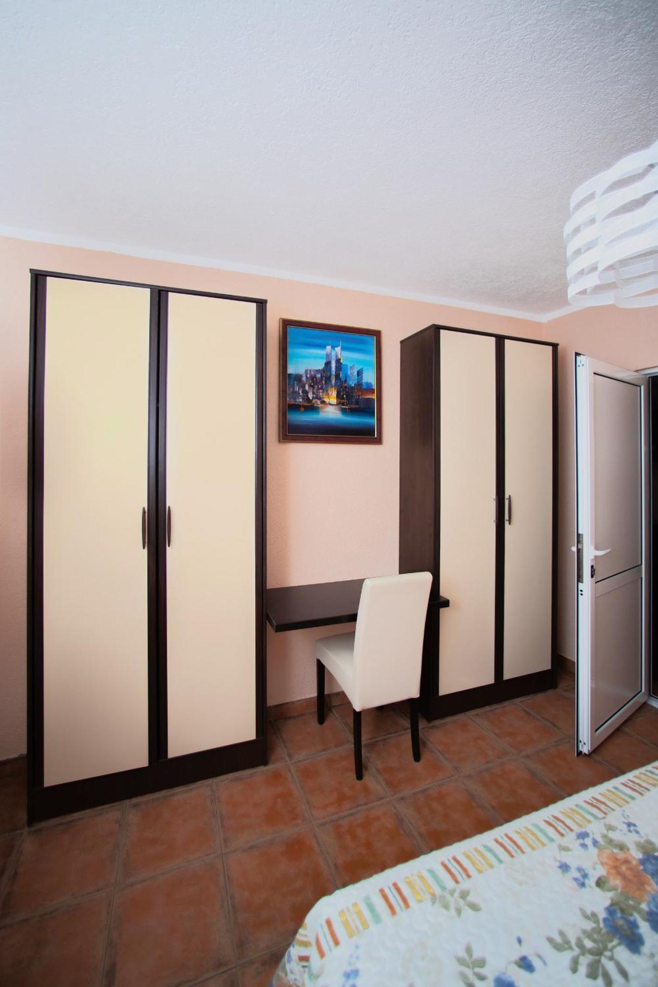 Villa Shu Krimovica Exteriör bild