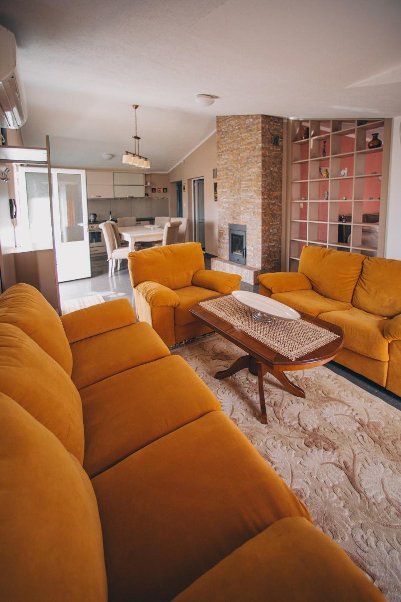 Villa Shu Krimovica Exteriör bild