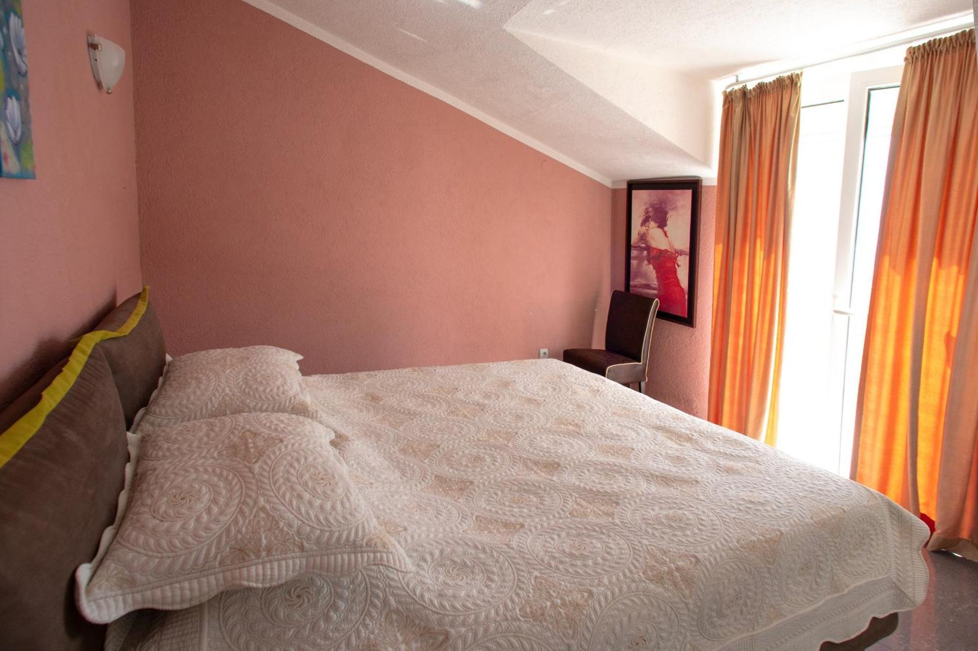 Villa Shu Krimovica Exteriör bild