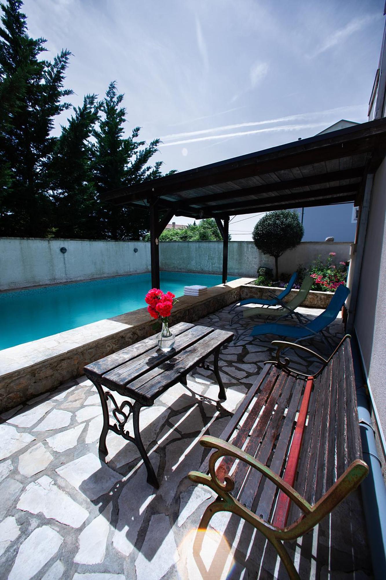 Villa Shu Krimovica Exteriör bild